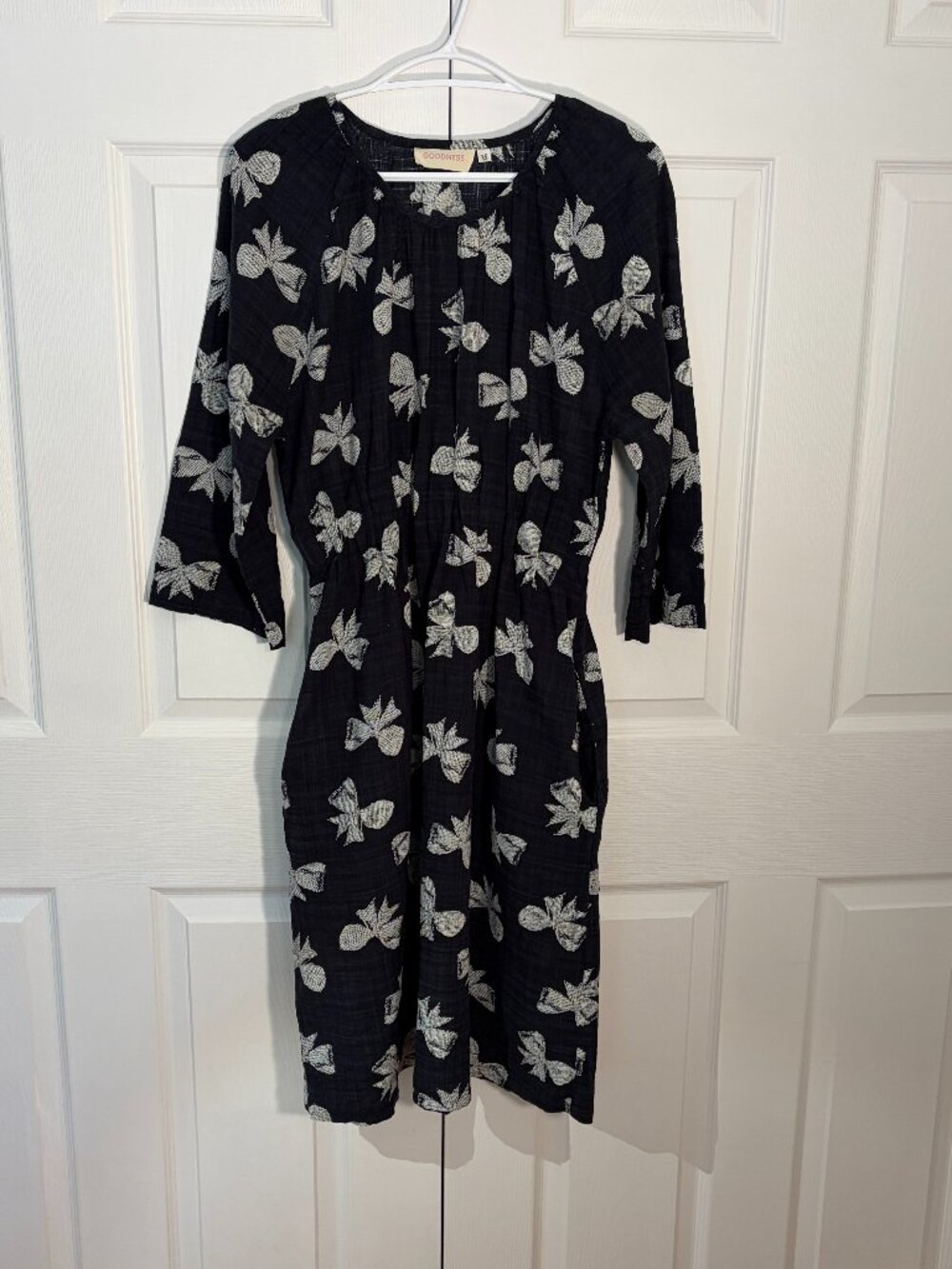 Beautiful Goodness New Zealand navy linen white bow print dress Size 8